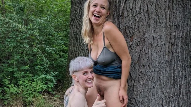Gabi & Mika Image 3