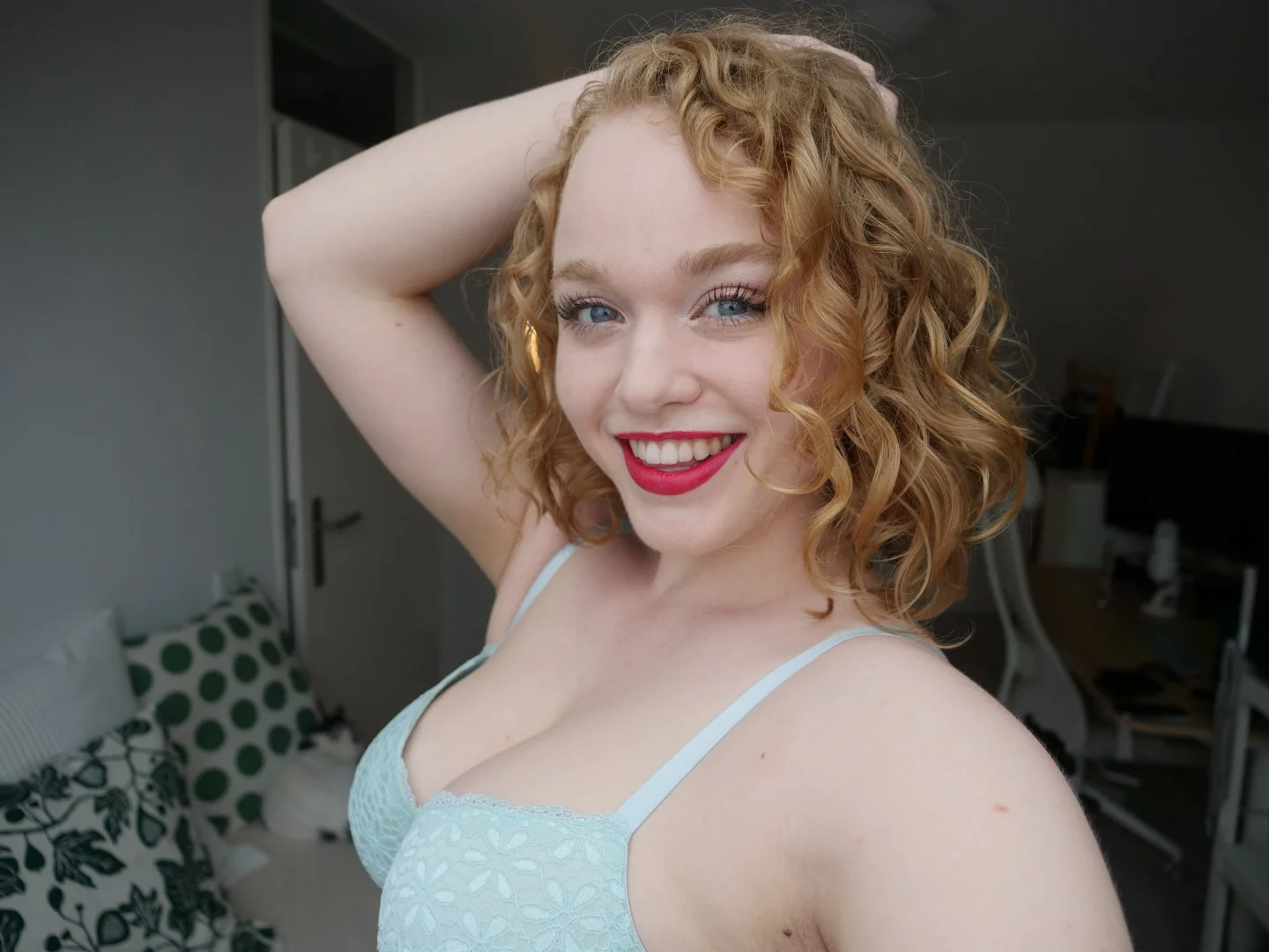 Sarah C Image 3