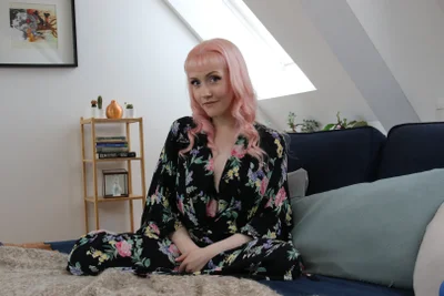 Intimate Moments: Evie