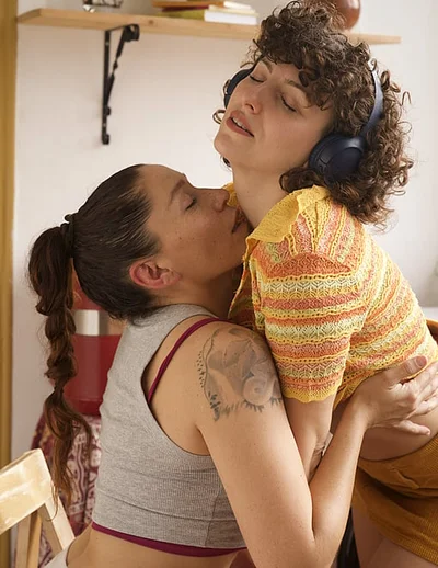 Anna F & Nina A