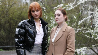 Dolly & Lola L