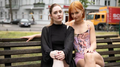 Lola L & Dolly