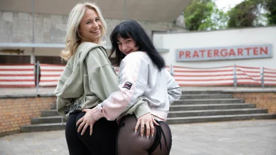 Nina J & Samira