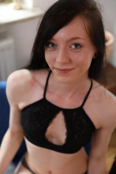 Ersties Crush: Lisa Image 2