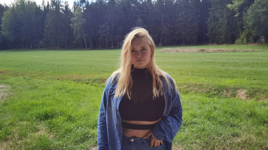 Daisy B Image 1