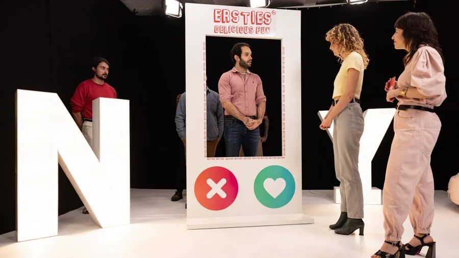 Tinder In Real Life 3 Image 4