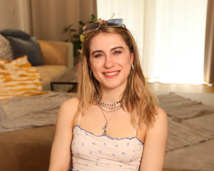 Alice T Image 2