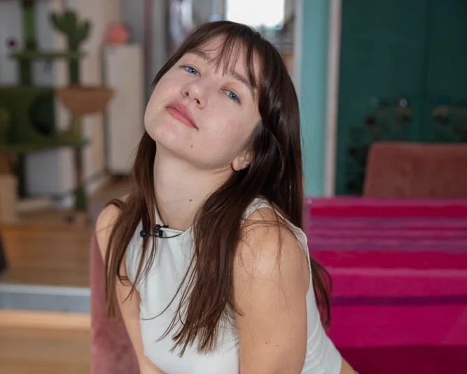 Alina L Image 2