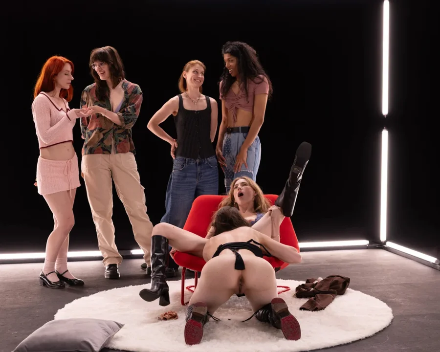Guess The Straight Girl Image 4