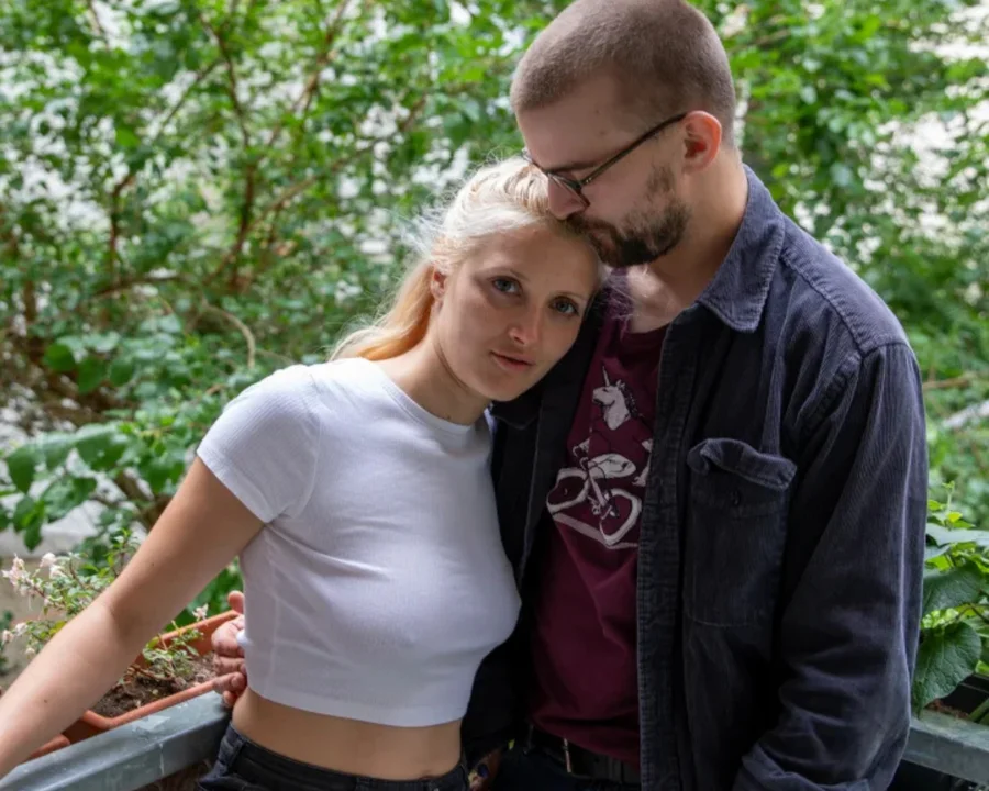 Lola P & Roman Image 1